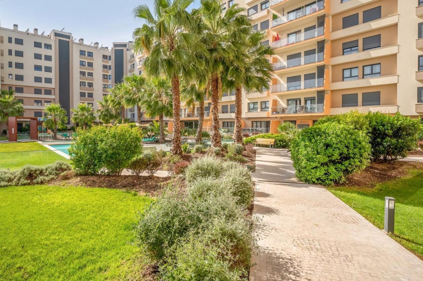 Апартаменты Guestready - Tranquil Seixal Haven Номер фото